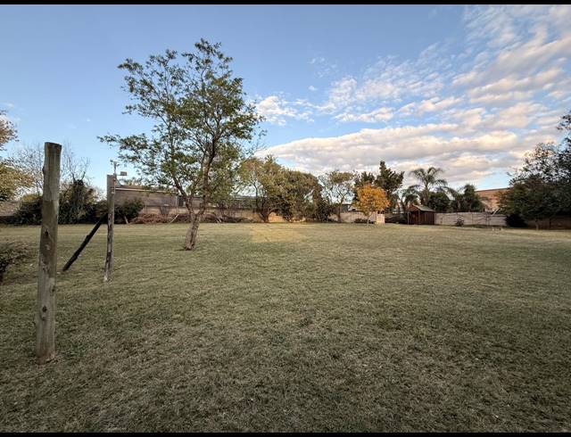 4 BEDROOM HOUSE FOR SALE IN AVIARY HILL
